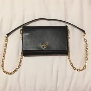 Tory Burch Robinson wallet on a chain in black